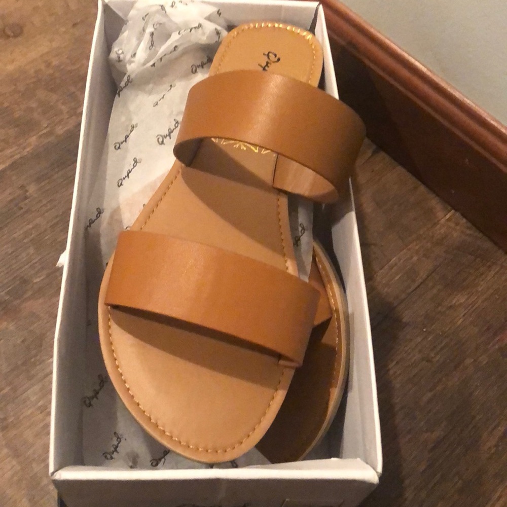 Forever 21 brown sandals